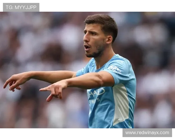 鲁本·迪亚斯展现卓越领导力,助曼城稳固防线