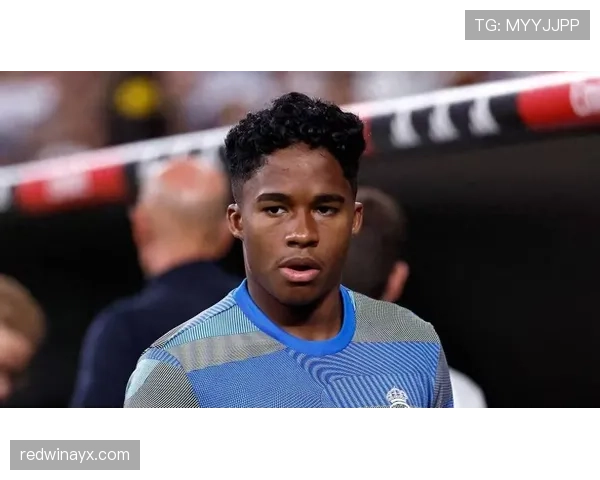 恩德里克赛场表现亮眼，年轻天才未来走势引热议