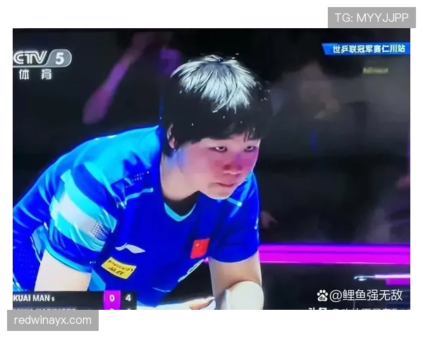 庞伟今天穿得像去开派对，这状态跟赛场那股劲儿完全不像同一个人